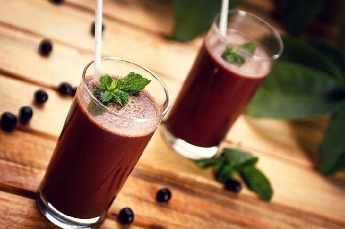 Conheça os benefícios do suco de açaí para o corpo